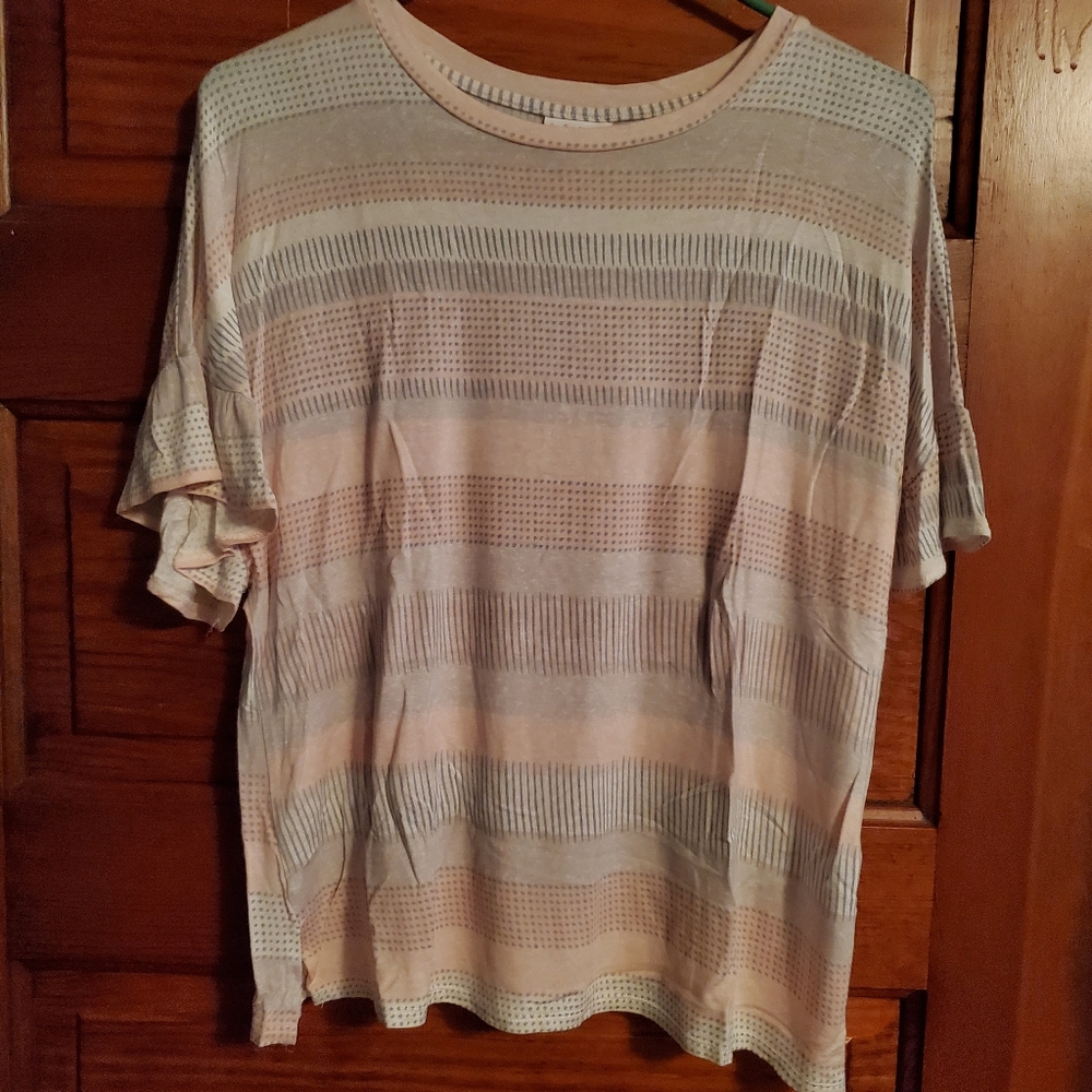LuLaRoe Dahl Crop Top